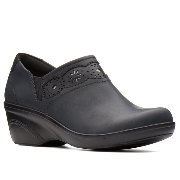 Clarks Shoes - Clark’s black Marion Helen shoe/clog size 9M